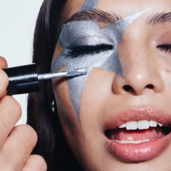 MORE CHIC ON CHEEKS